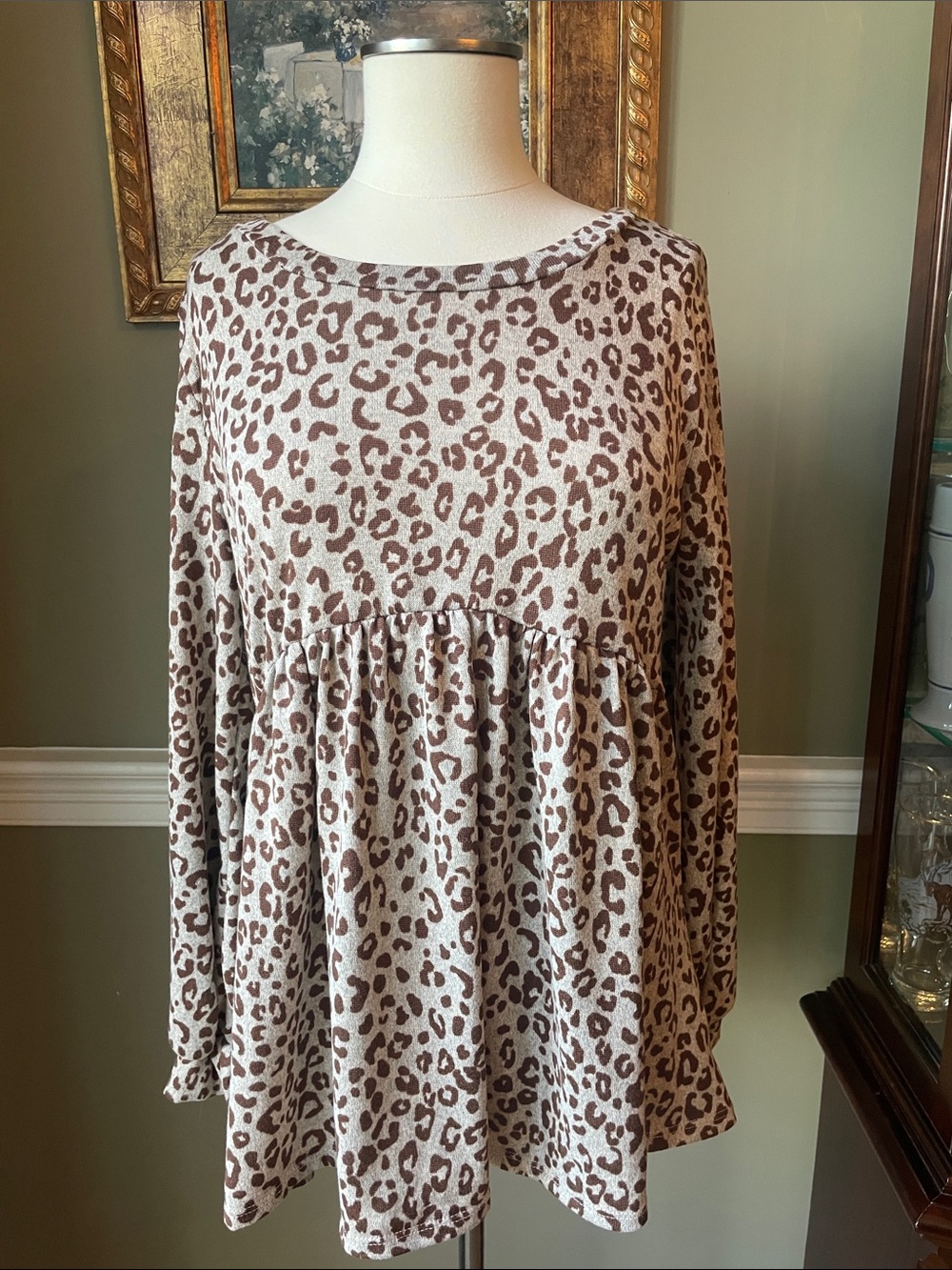 Haptics Leopard Print Long Sleeve Babydoll Tunic Top Size Small